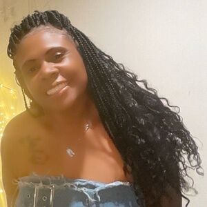 Meet your Posher, Veronica